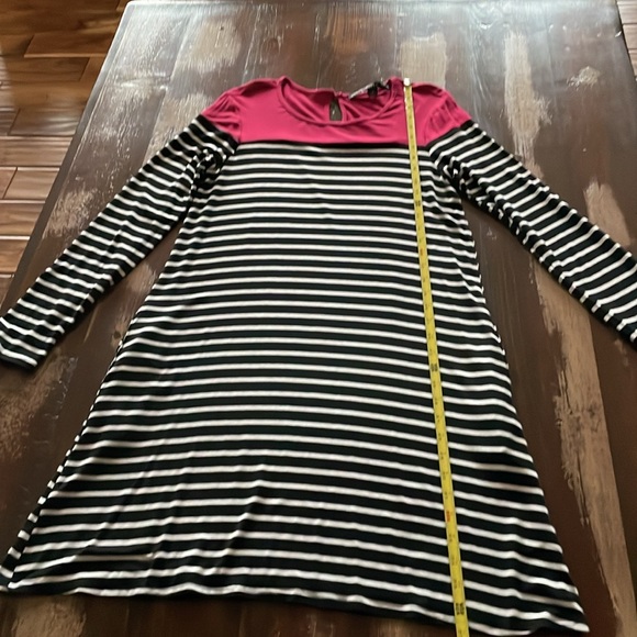 Tunic Dress EUC SIZE MEDIUM - Picture 6 of 16